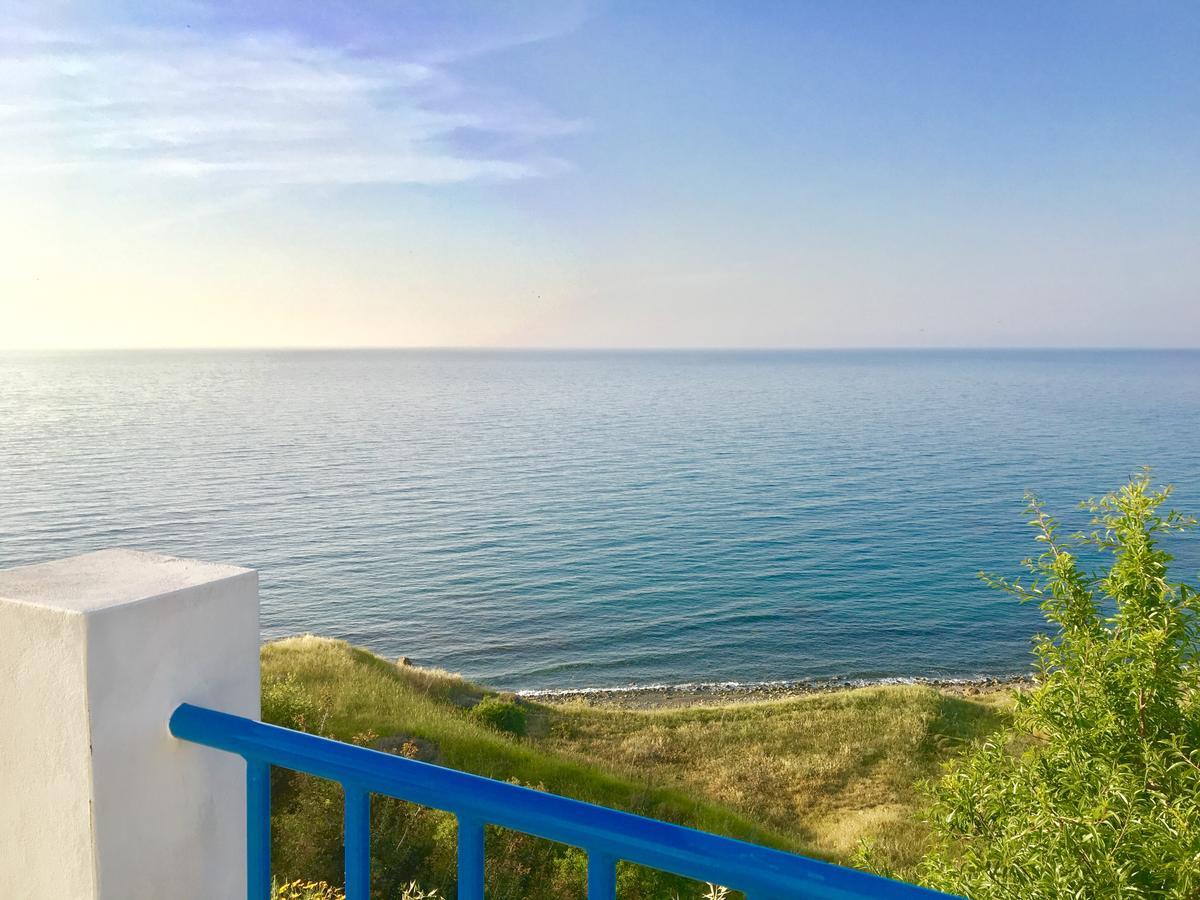 A.A Michael Apartments Пахиаммос Экстерьер фото