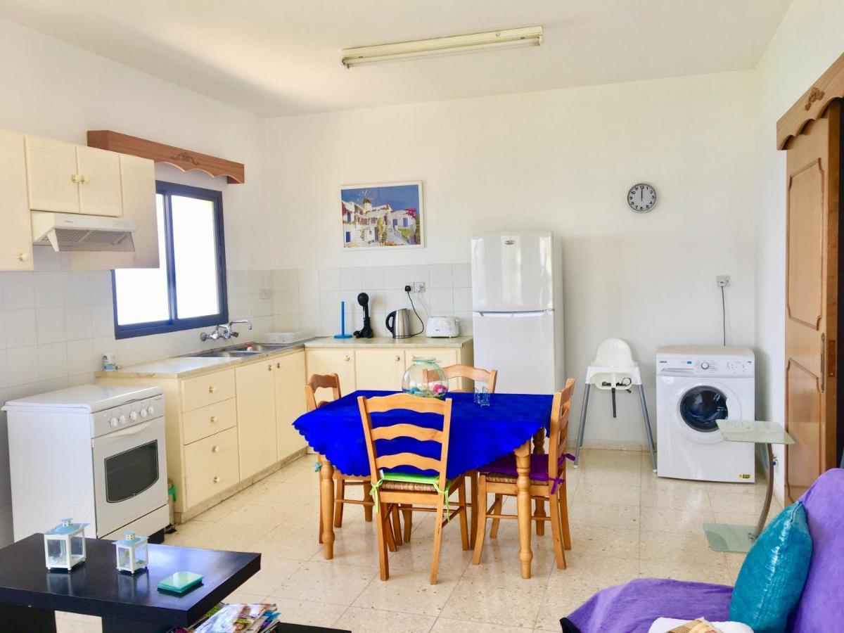A.A Michael Apartments Пахиаммос Экстерьер фото